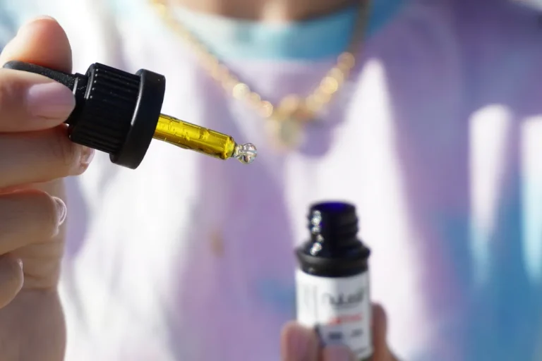 CBD และ THC ในกัญชา คืออะไร?